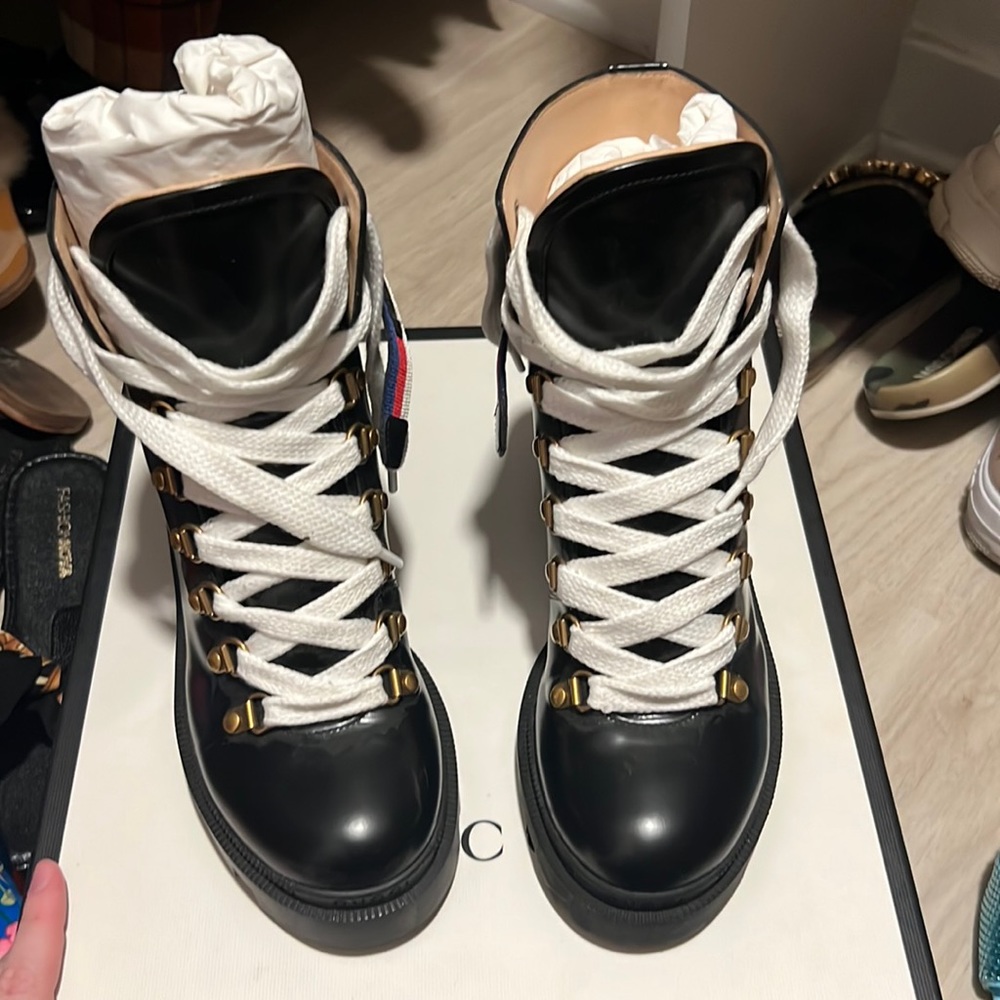 Women’s Gucci Boots - Picture 3 of 5